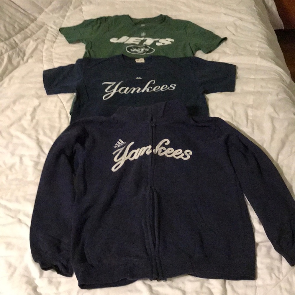 Yankee & Jets Boy’s tops 3 pieces bundle